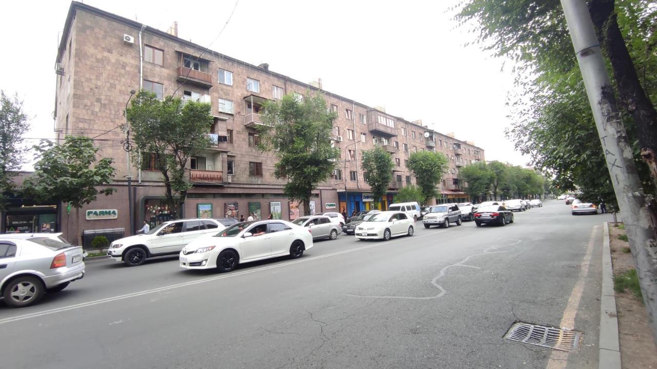 Апартаменты Вагаршяна, 19 к.29 Ереван Экстерьер фото